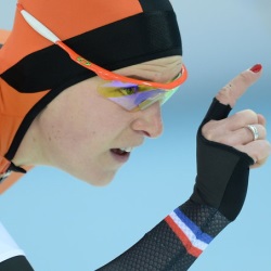 Сочи-2014: Ирен Вюст олимпийская чемпионка, первая медаль для Россиян